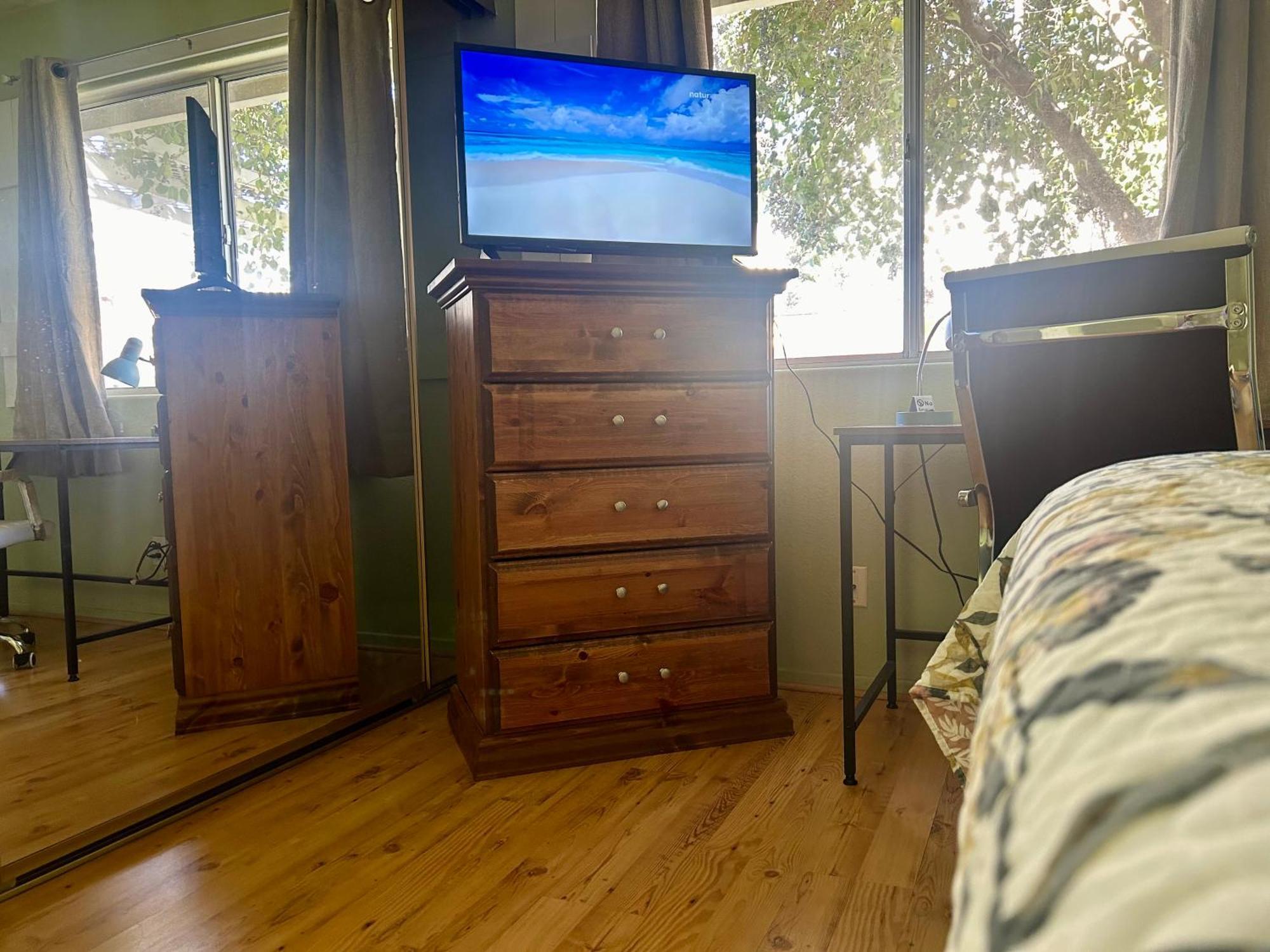 Vineyard Vista Suite With Tv And Private Bathroom ヘメット エクステリア 写真